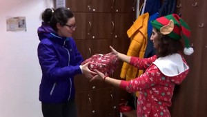 Aj vy môžete urobiť seniorom veselšie Vianoce. Máte čas do pondelka, 5. decembra