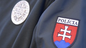 Polícia obvinila z vraždy dôchodkyne jej muža (75)