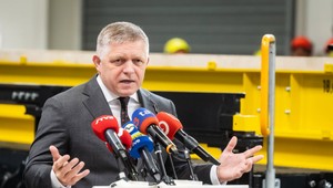 Fico: Rušenie transakčnej dane je na stole. Dane a odvody sa ale neznížia