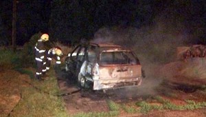 AUTENTICKÉ ZÁBERY: Požiar auta v Banskej Bystrici