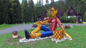VIDEO:  V Račkovej doline je nová atrakcia pre turistov, nadrozmerné sochy