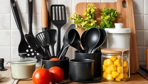 Čierne kuchynské náradie a hračky môžu obsahovať toxické látky