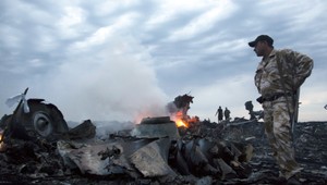 V troskách MH17 boli kusy ruskej rakety, oznámili vyšetrovatelia