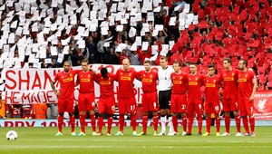 Škrtelov návrat pri triumfe nad Manchestrom Utd