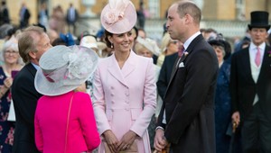 Kate žiarila na záhradnej párty, vzdala hold princeznej Diane