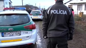 Muža prepadli traja páchatelia. Zobrali mu peniaze aj jedlo