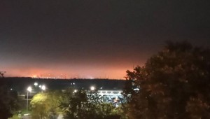 1319. deň na Ukrajine: Ukrajina napadli jednu z najväčších ruských rafinérií