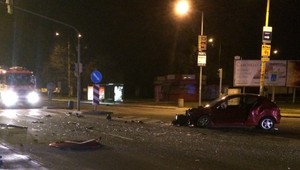 Vážna dopravná nehoda v Košiciach. V autách sedeli mladí ľudia