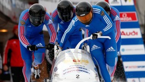 Rusko I európskym šampiónom v štvorboboch, Rakúšania sa vysypali