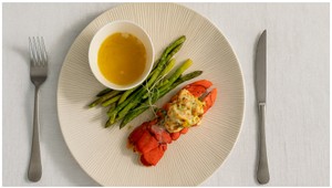 HLAVNÉ JEDLO - Homárie chvosty s cesnakovým maslom