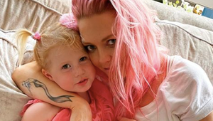 Zarobené milióny?! Ani náhodou, speváčka úspešnej kapely skončila aj s rodinou na ULICI!