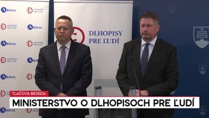 Tlačová beseda ministra Kamenického o dlhopisoch pre ľudí