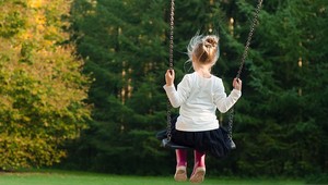 Dvojročné dievčatko nechcú zobrať do škôlky a dôvod? Svojím vzhľadom by vraj ostatné deti vydesila