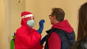 Väčšina veľkých firiem testovala zamestnancov už v piatok. Takto dopadla TV JOJ