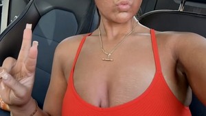 V solárku zostala o 3 minúty dlhšie.. Keď sa uvidela, zostala v šoku!