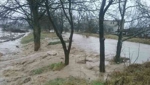 Meteorológovia vydali výstrahu pred povodňami v týchto okresoch