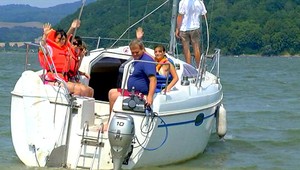 Štyri dievčatá prišli o mamu, pomohli im neznámi ľudia