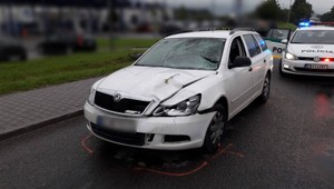 Ďalšia smrteľná nehoda. Chodec neprežil zrážku s autom