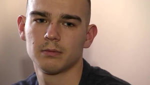 Vrah alebo obeť? Dávid zabil otca tyrana, ktorý zničil život jemu aj jeho matke!
