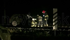 V Galante sa stala vážna nehoda, vlak sa zrazil s autom