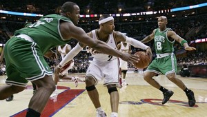 Cleveland deklasoval obhajcu z Bostonu, Wade s osobným maximom