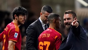 AS Rím ukončil spoluprácu s trénerom De Rossim