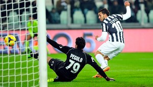 Tévez sa zaskvel hetrikom pri triumfe Juventusu