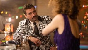 Outfity z minisérie MIKI: Tvorcovia odhalili, podľa čoho vyberali hercom oblečenie!