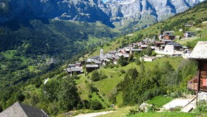 Rozprávková dedina vo Švajčiarsku láka nových obyvateľov. Aj s príspevkom vyše 60 000 eur