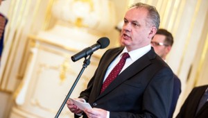 Prezident Kiska vymenoval 42 profesorov, medzi elitu zaradil 35 mužov a 7 žien