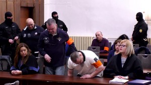 Vraždy bielych koní, konkurentov a svedkov. Osem členov sátorovcov poslal súd za mreže