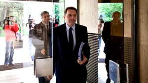 Štát skasíroval na daniach 4 000 000 000 €, je to málo!