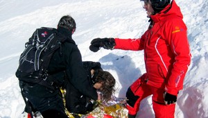 Lavína v Tatrách vzala život jednému turistovi, štyroch zranila