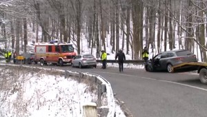 Po čelnej zrážke nafúkala vodička viac ako 3 promile