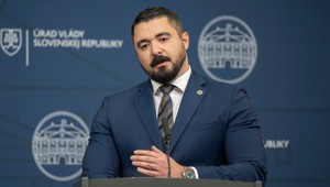 PS žiada odvolanie Pavla Gašpara z postu šéfa tajnej služby. Jeho diplomová práca je údajne plagiát