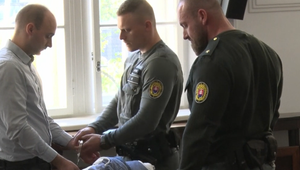 Súd rozhodol: Za pokus o vraždu otca si posedí 12 rokov