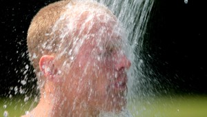 Mladík (20) sa priotrávil v sprche! Nadýchal sa splodín