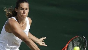 Wimbledon: Pre Kučovú bola Mauresmová tvrdým orieškom