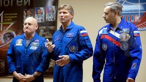 Z Bajkonuru letí nová posádka ISS, Američan a Rus tam strávia rok