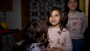 Darované Vianoce TV JOJ: Babka sa stará o 9 detí, ktorým zomrela mama, niektoré sú ale stále v detskom domove