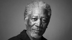 Herec Morgan Freeman sa nevhodne dotýkal žien