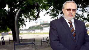 8 ROKOV PO. Tupého vrahovia stále unikajú