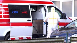 Do testovania sa zapájajú aj súkromné laboratóriá, kapacita sa môže zvýšiť na 3-tisíc testov denne