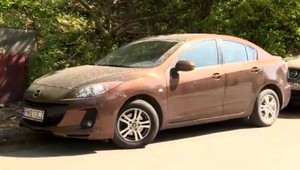 Saharský piesok môže zničiť lak na aute. Pozrite sa na to, ako sa ho najúčinnejšie zbaviť