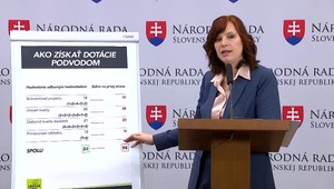 Kritika na prideľovanie financií. Hodnotitelia majú vraj problém napočítať do 100