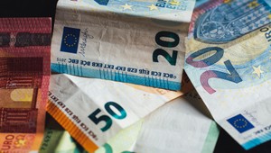 Zamestnávatelia, pozor! Peniaze namiesto straveniek môžu priniesť aj problémy s dodanením zamestnancov