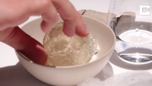 Špecialita, ktorú si obľúbil každý zákazník. V tejto reštaurácií podávajú vysmážaný vzduch