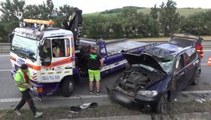 Pri dopravnej nehode pri Prešove sa zranili traja ľudia vrátane dieťaťa