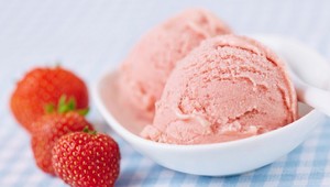 Chcete byť múdrejší? Jedzte na raňajky zmrzlinu, radia vedci