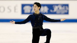 Zomrel svetovo známy krasokorčuliar Denis Ten
